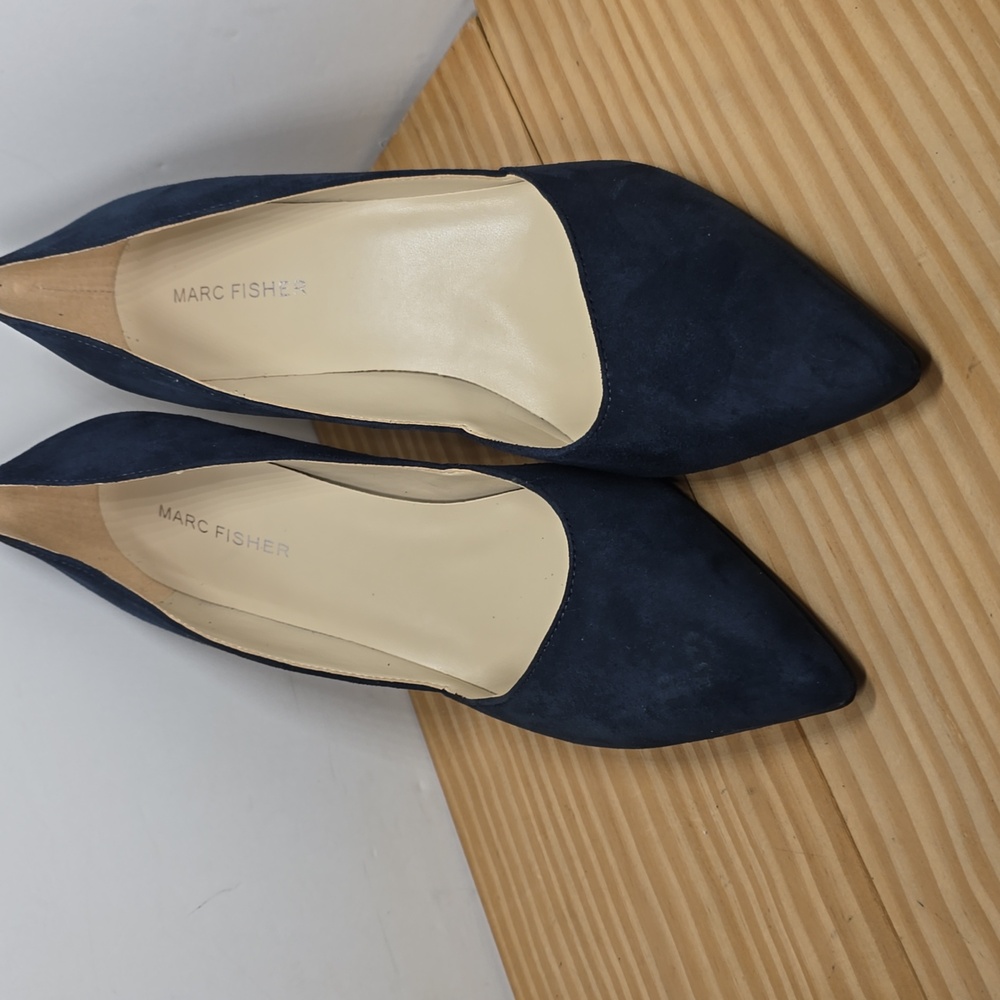 Marc Fisher Womens Tuscany Blue Suede Slip On Heels Shoes Size 9M - Picture 2 of 8